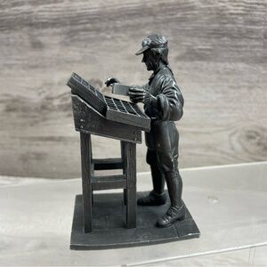 1974 THE FRANKLIN MINT "THE PRINTER" FINE PEWTER FIGURINE